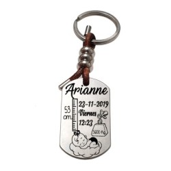 Llavero natalicio niña, modelo ADVENTURE, rellena los campos con los datos.