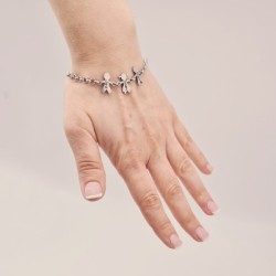 Pulsera modelo NANA, con el nombre de los NIÑOS |Dcorazon