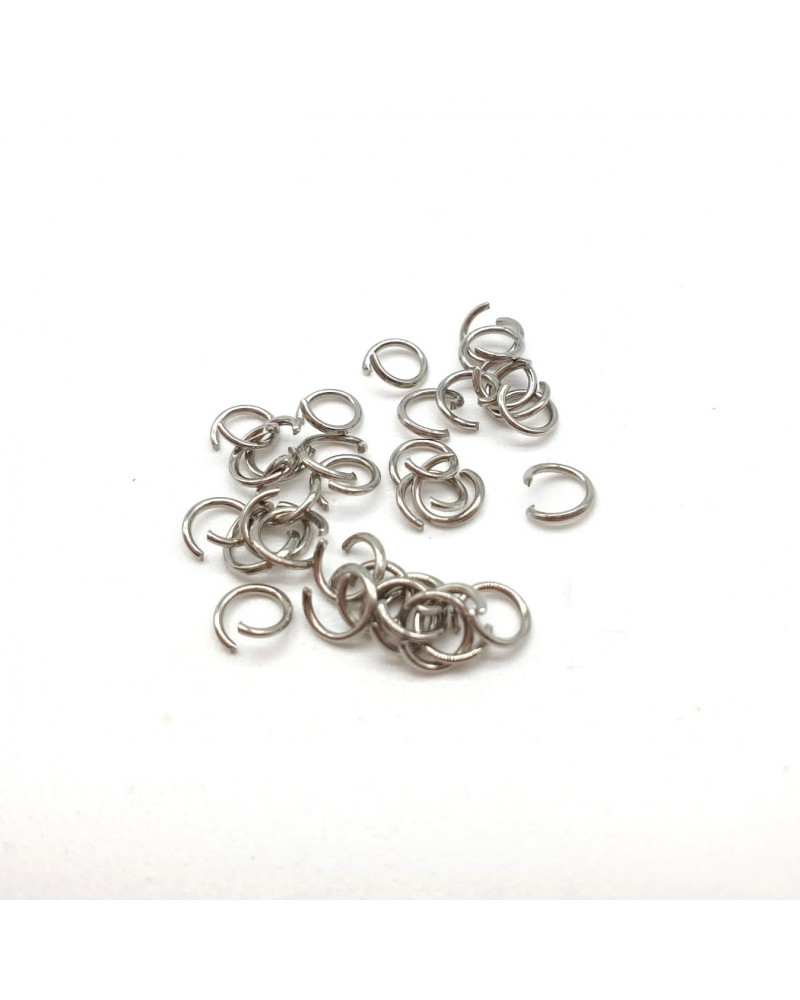 C: 0,7x4mm.
