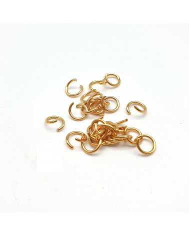 C: 0,7x4mm.