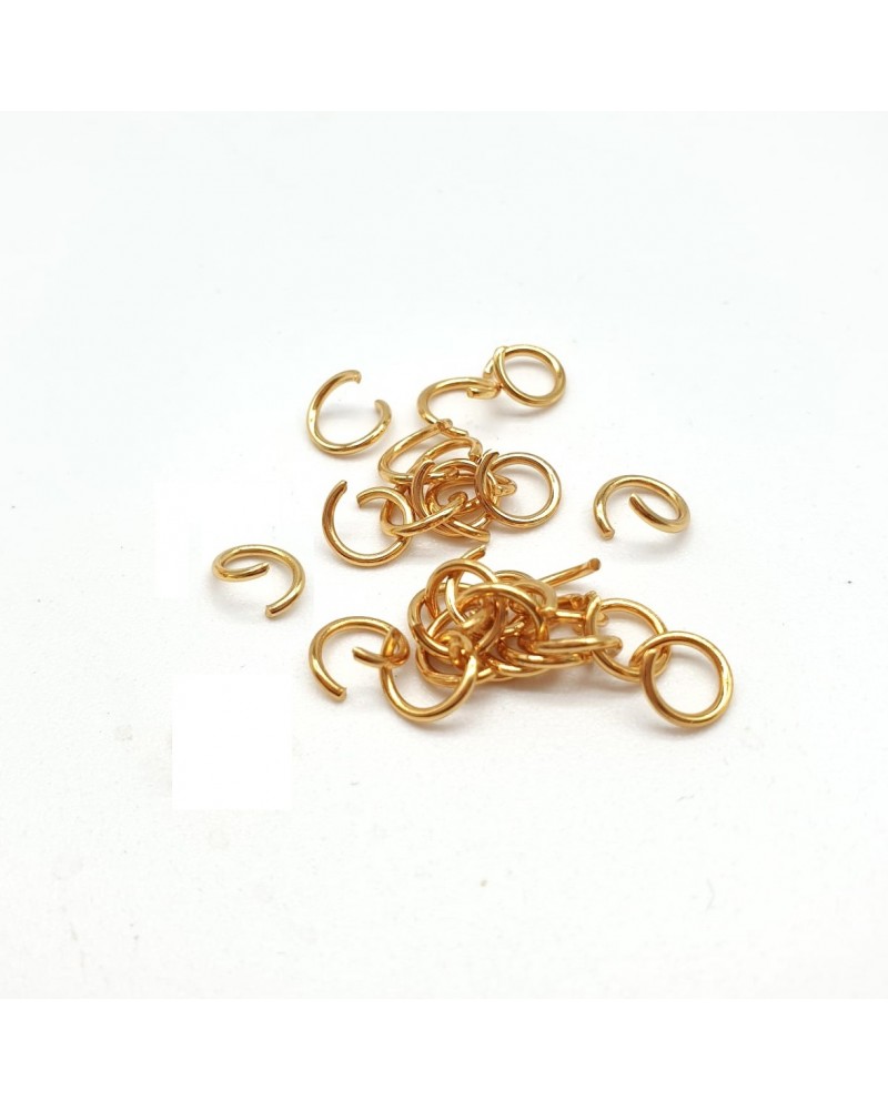 C: 0,7x4mm.