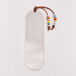 Marca páginas COLORES, cuero nacional trenzado, acero inoxidable y cristal checo.