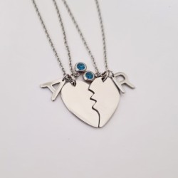 Collar de acero inoxidable, modelo AMORE, elegante con una cadena fina.