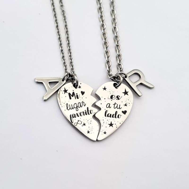 Collar corazón partido, para San Valentín, de acero inoxidable, modelo AMORE, elegante con una cadena fina.