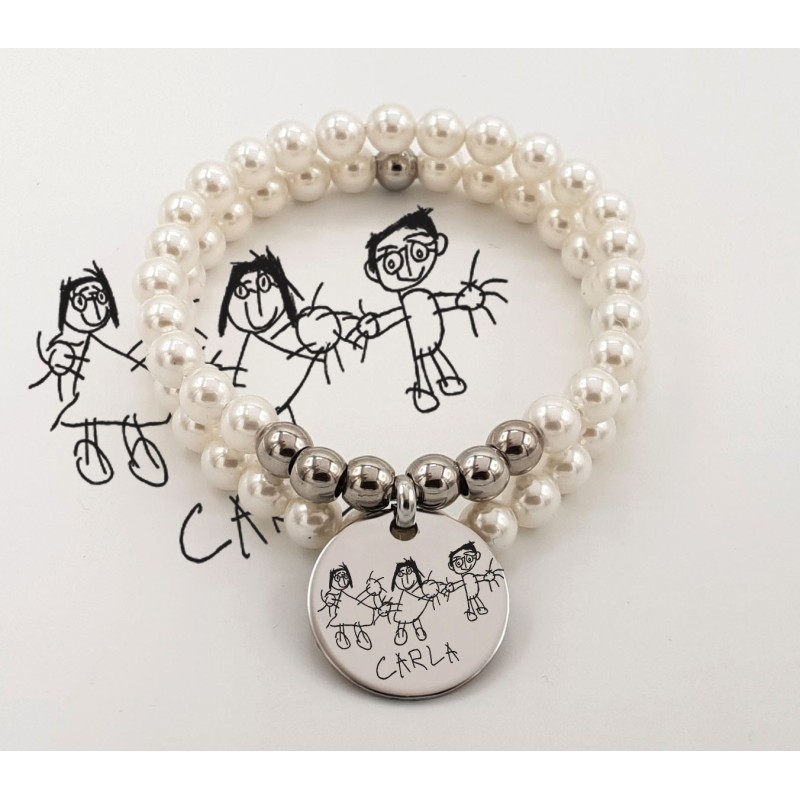 Pulsera personalizada dibujo infantil, montada con perlas de vidrio nacaradas, elástica.