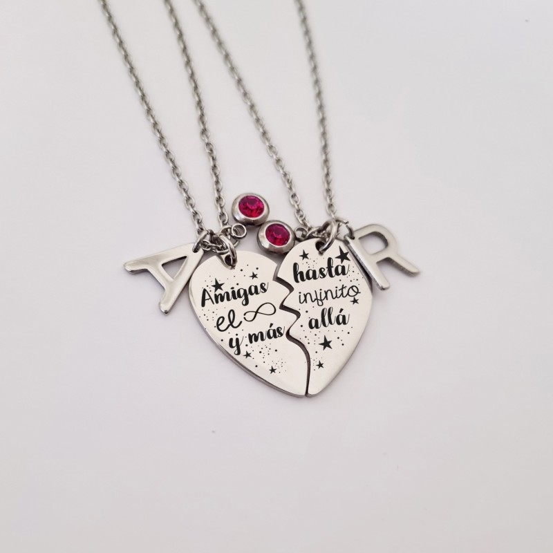 Collar corazón partido, para San Valentín, de acero inoxidable, modelo AMORE, elegante con una cadena fina.