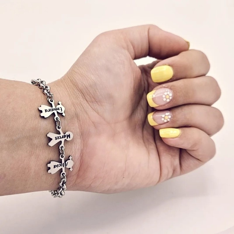 Pulsera modelo NANA, con el nombre de los NIÑOS |Dcorazon