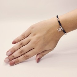 Pulsera DE LOS DESEOS, montada en acero inoxidable y dos perlas naturales.