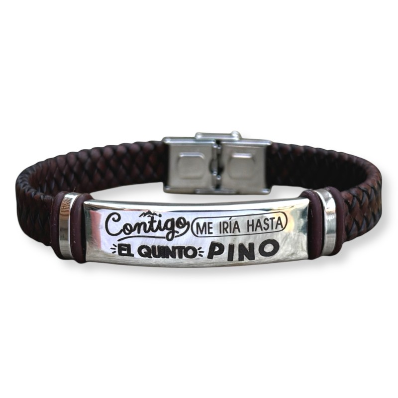 Pulsera de cuero personalizada con los nombres insertados en un infinito | Dcorazón