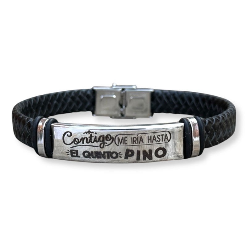 Pulsera de cuero personalizada con los nombres insertados en un infinito | Dcorazón