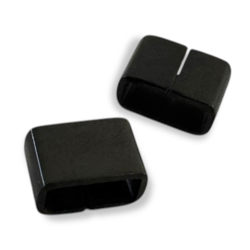 Entrepiezas personalizadas con el nombre MODELO TITI | Dcorazón