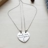 Collar corazón partido, para San Valentín, de acero inoxidable, modelo AMORE, elegante con una cadena fina.
